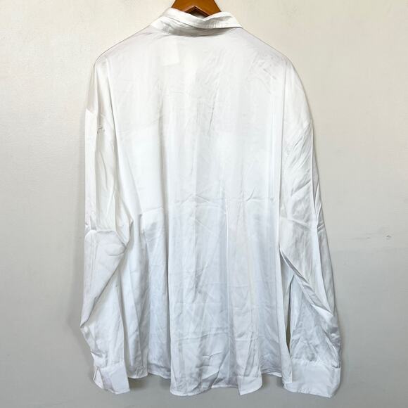 New DAISY Satin Long Sleeve Large Pocket Button Down Shirt Women’s SIZE 3X Ivory - Picture 4 of 7